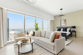 Silkhaus Modern Studio in Arc Tower A at Reem Island